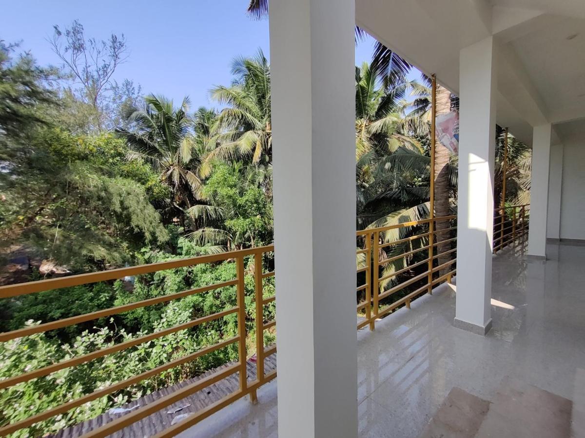 Surya Beach Cafe And Stay Gokarna  Buitenkant foto